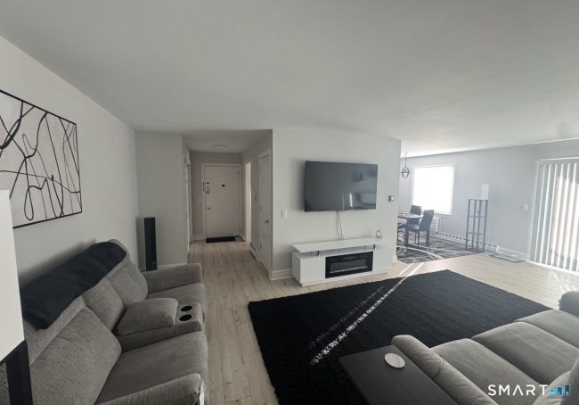 136 Deer Hill Avenue #A6