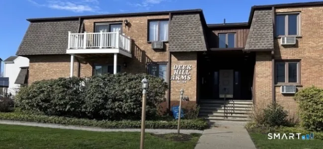 136 Deer Hill Avenue #A6