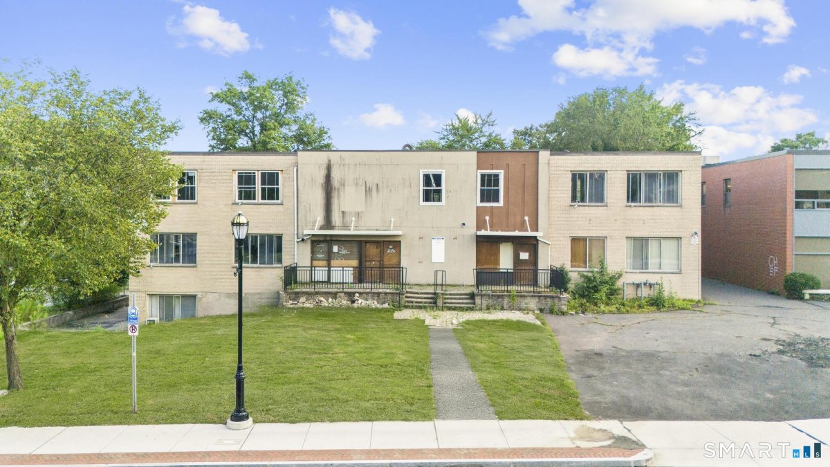 621 Farmington Avenue, Hartford, CT