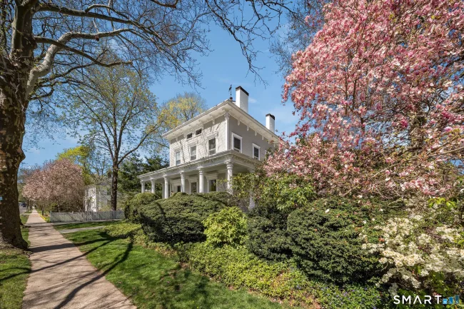 200 Whitfield Street, Guilford, CT