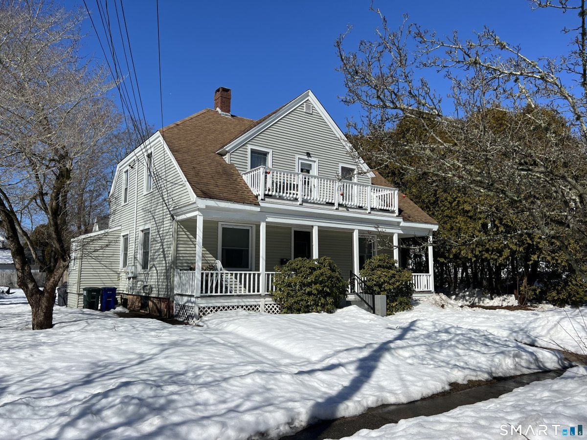 13 Moss Street, Stonington, CT