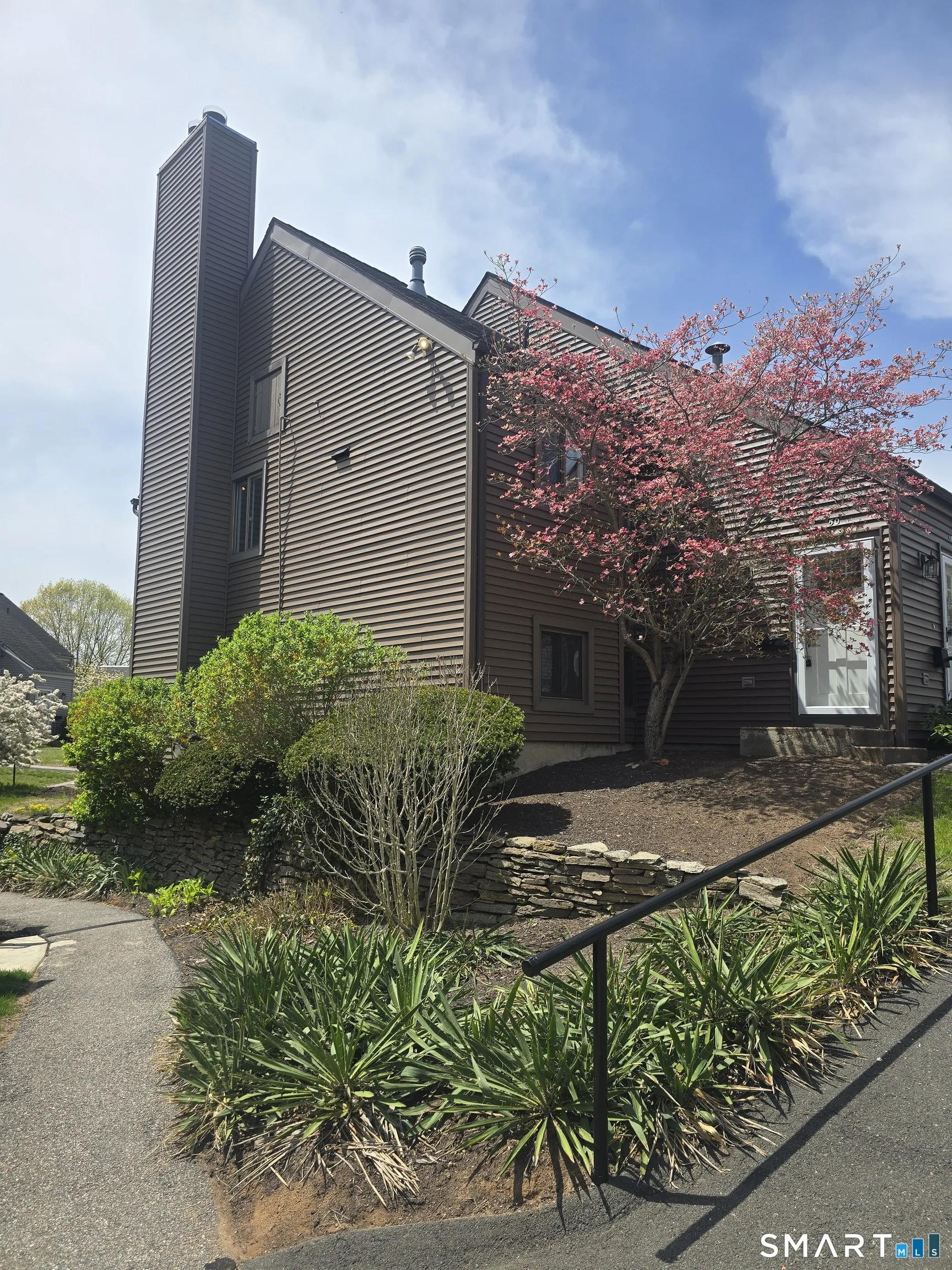 50 Hollister Way #50, Glastonbury, CT