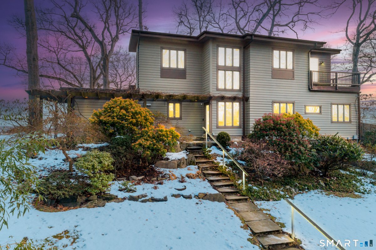 31 Splitrock Road, Norwalk, CT