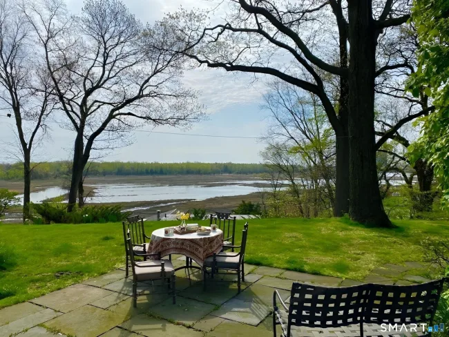 31 Splitrock Road, Norwalk, CT