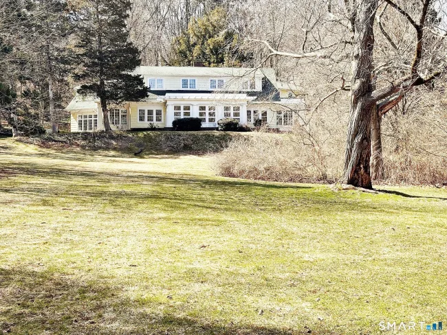 1050 Whitney Avenue, Hamden, CT