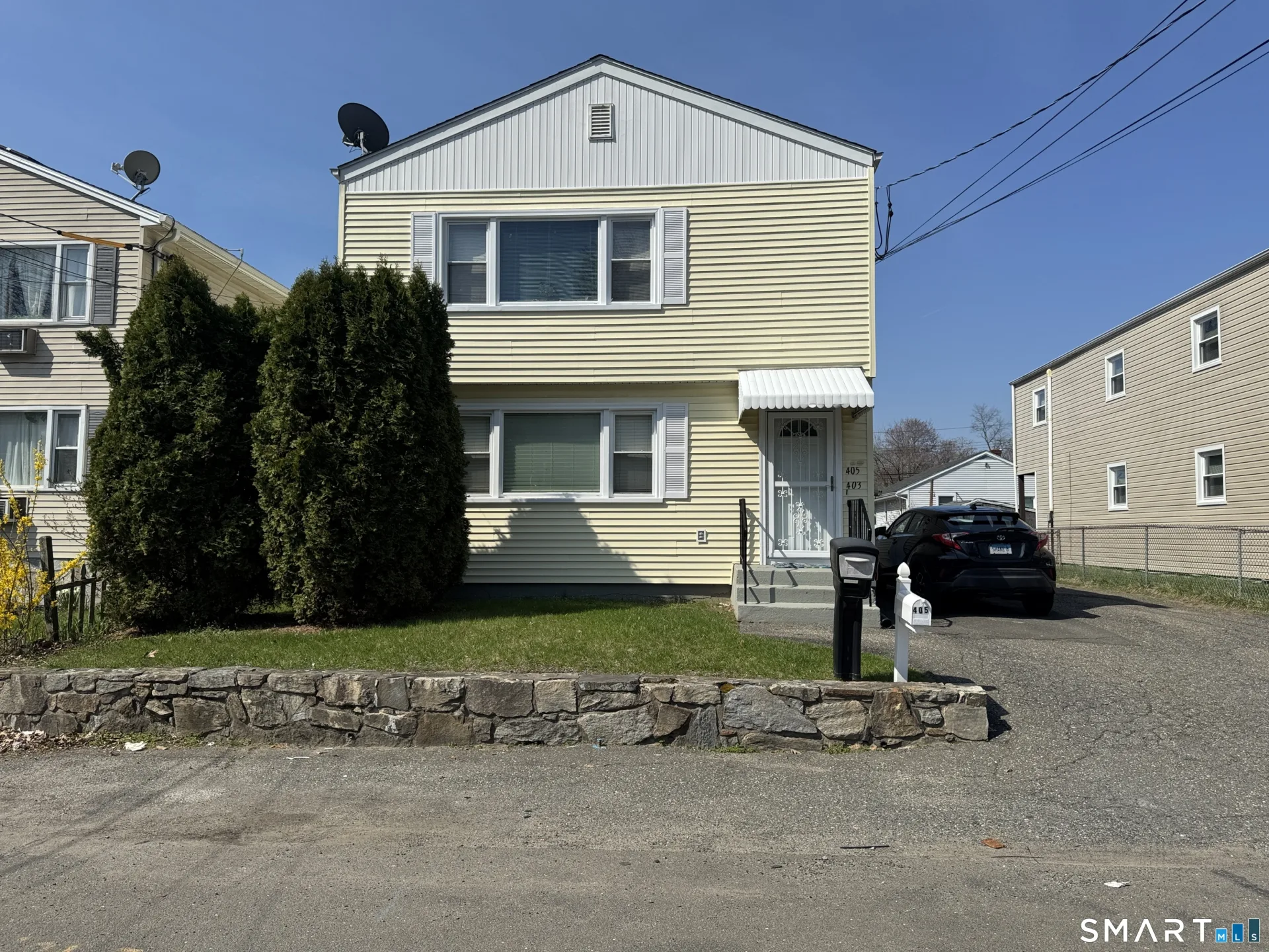 403-405 Indian Avenue, Bridgeport, CT