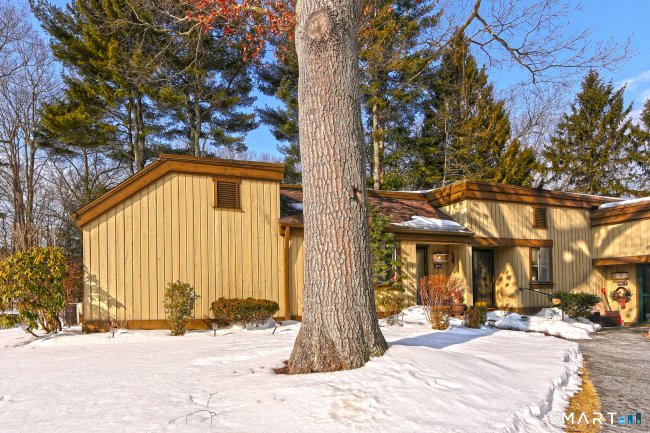 1041 Heritage Village #A