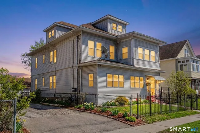 34 Adams Street, Hartford, CT