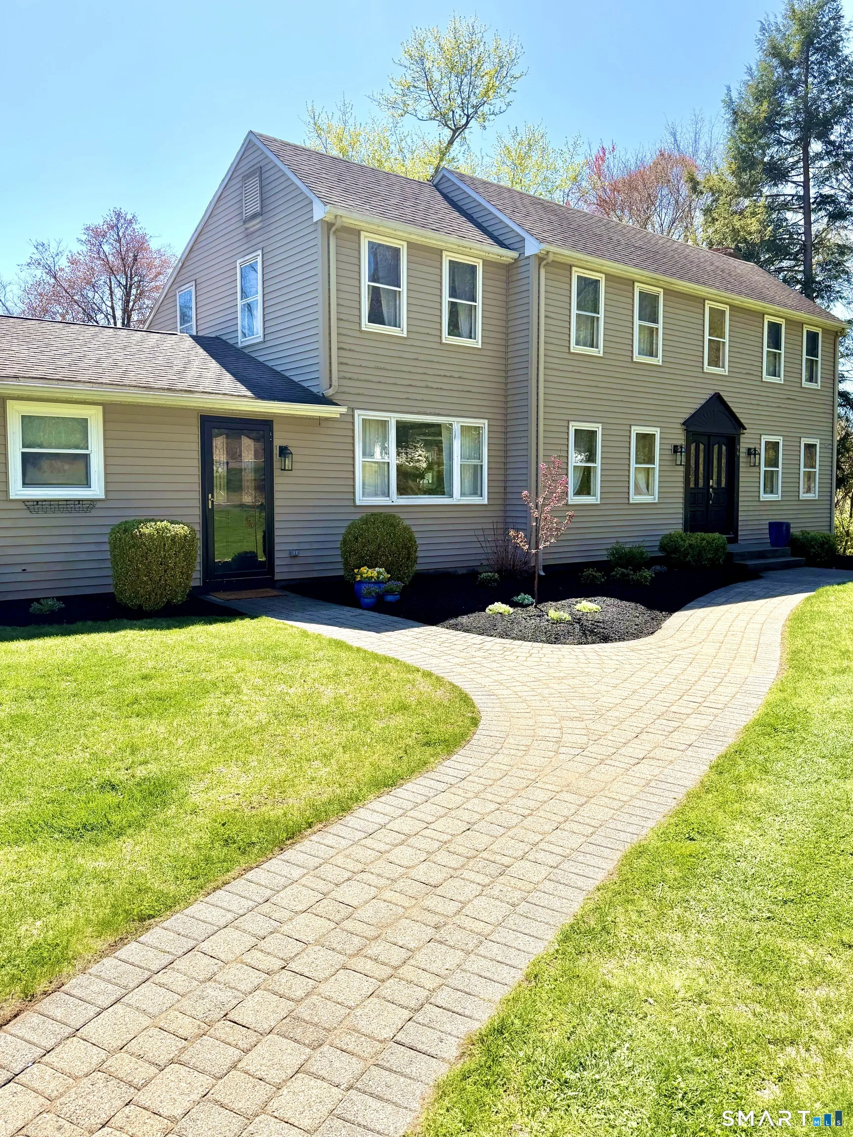 96 Muddy Brook Road, Ellington, CT