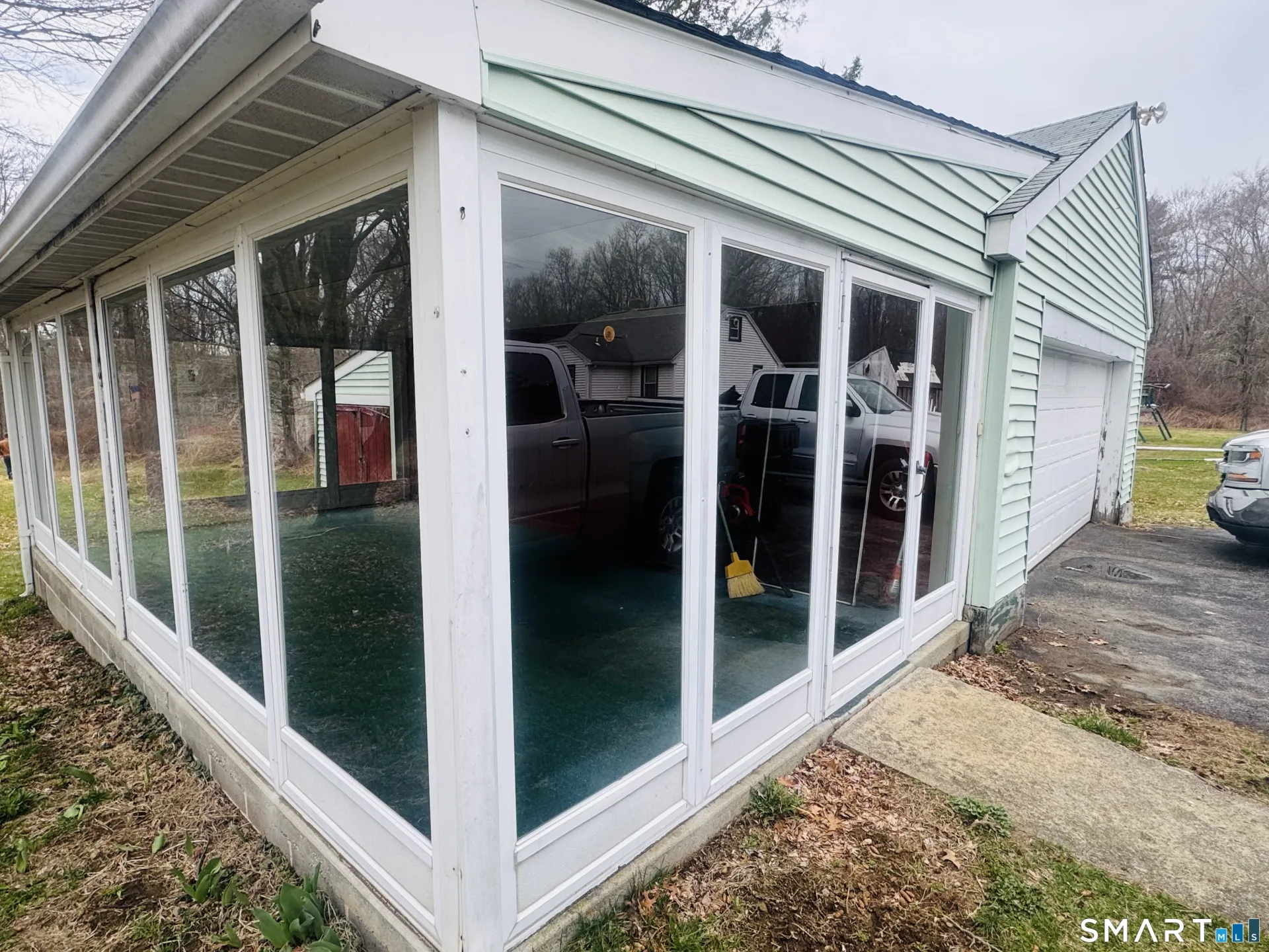 99 Squaw Rock Road, Plainfield, CT