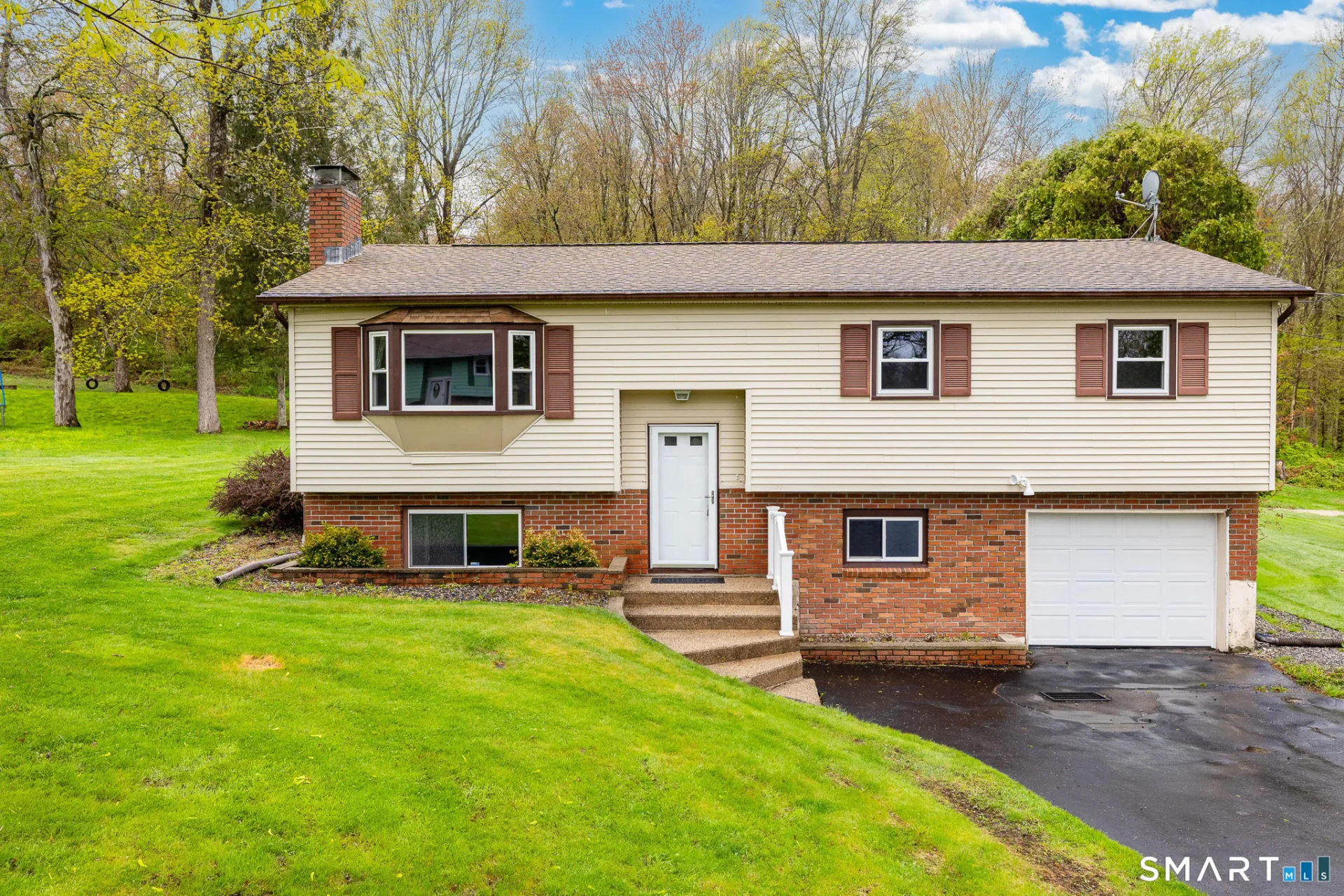 35 Terrace Drive, Montville, CT