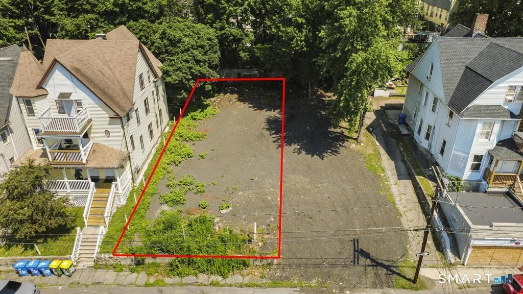 22 Ridgewood Street, Waterbury, CT