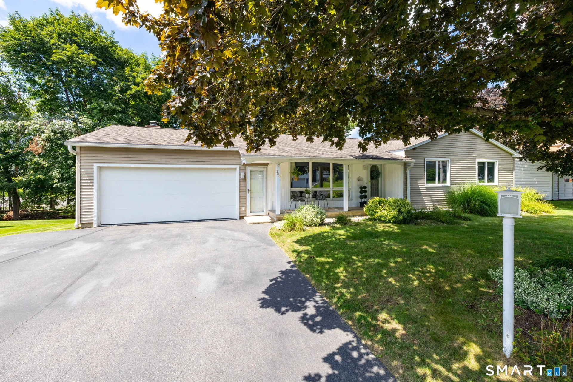 206 Fairlawn Drive, Torrington, CT