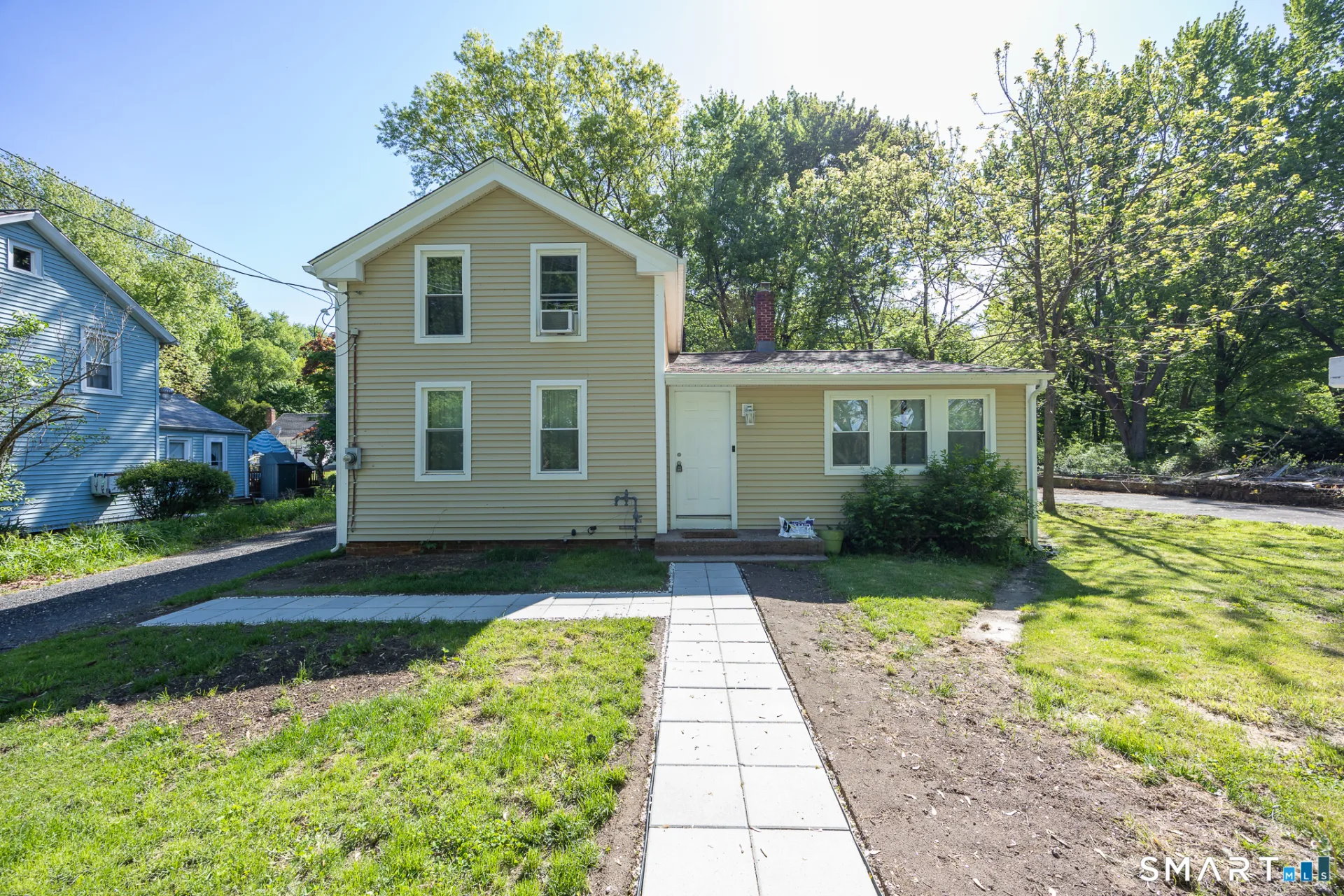 140 South Water Street, East Windsor, CT