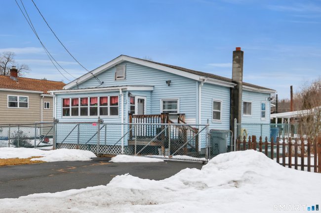 30 Bartlett Street, Plainville, CT