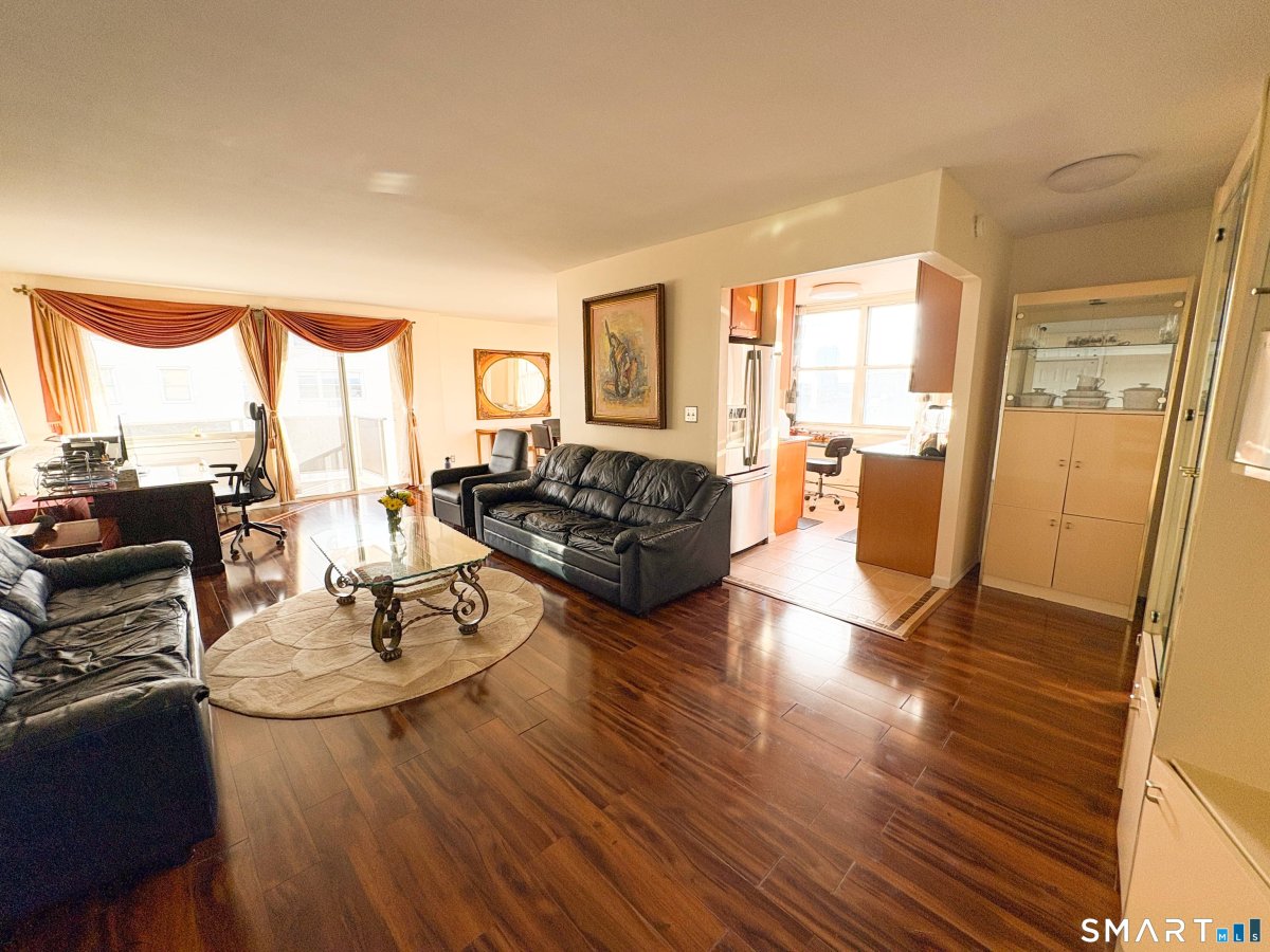 50 Glenbrook Road #APT 9C, Stamford, CT