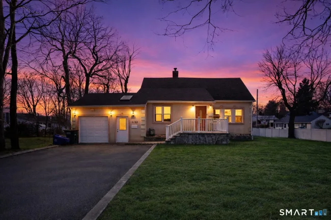 3125 Old Town Road, Bridgeport, CT