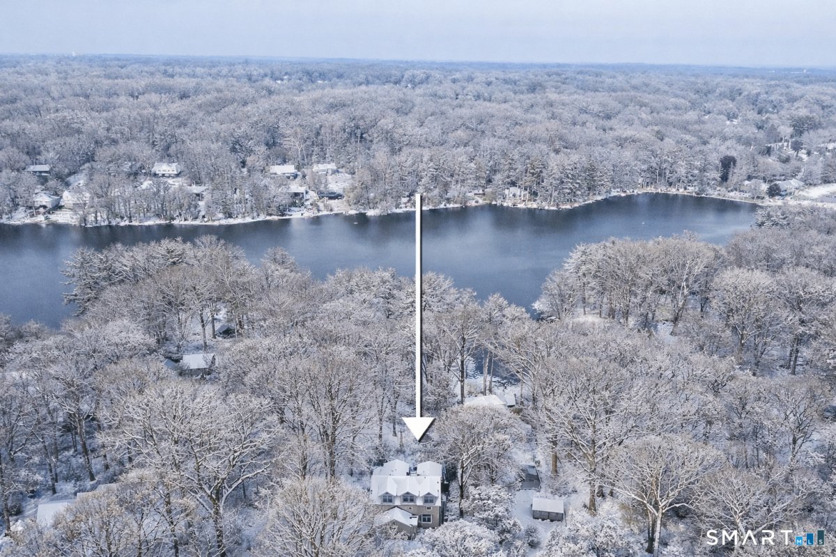 68 Old Dike Road, Trumbull, CT