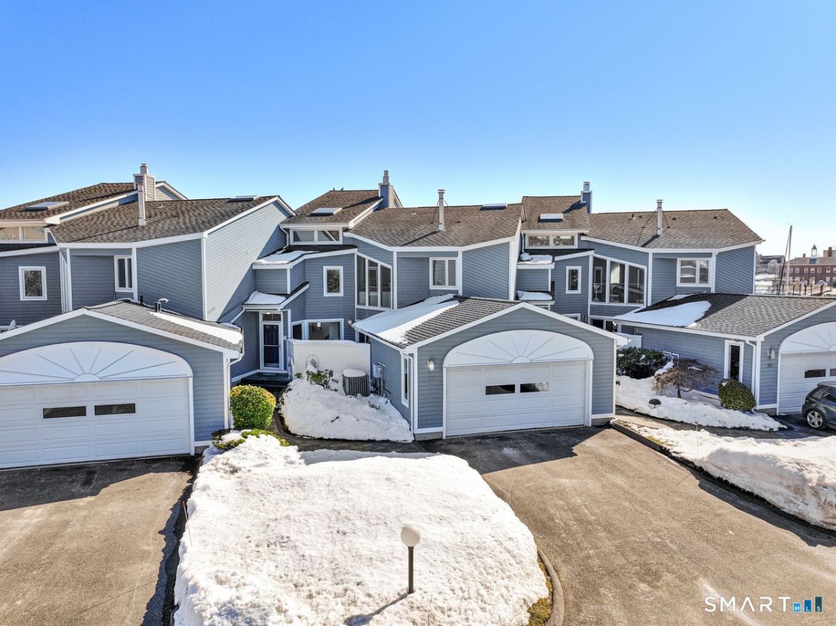 8 Oyster Landing Road #8, Milford, CT