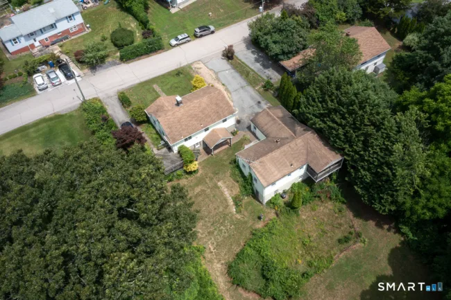 32 Cedar Lane