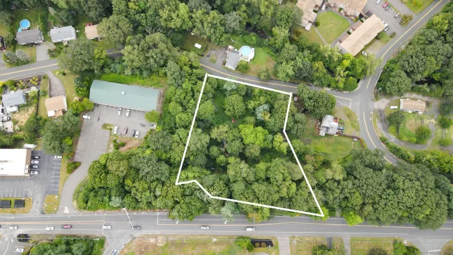 738 Beacon Valley Road, Naugatuck, CT