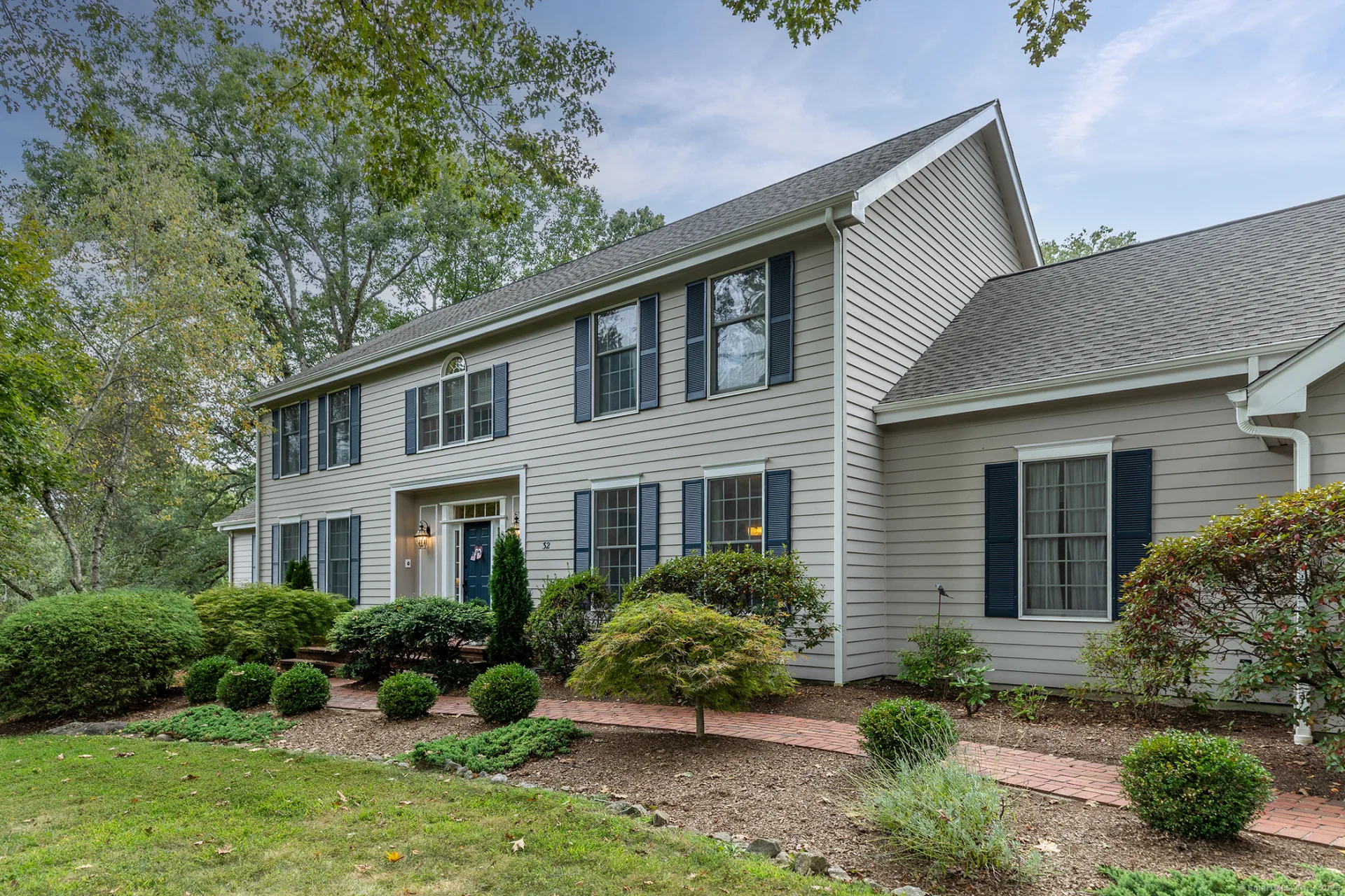 32 Sail Harbour Drive, New Fairfield, CT