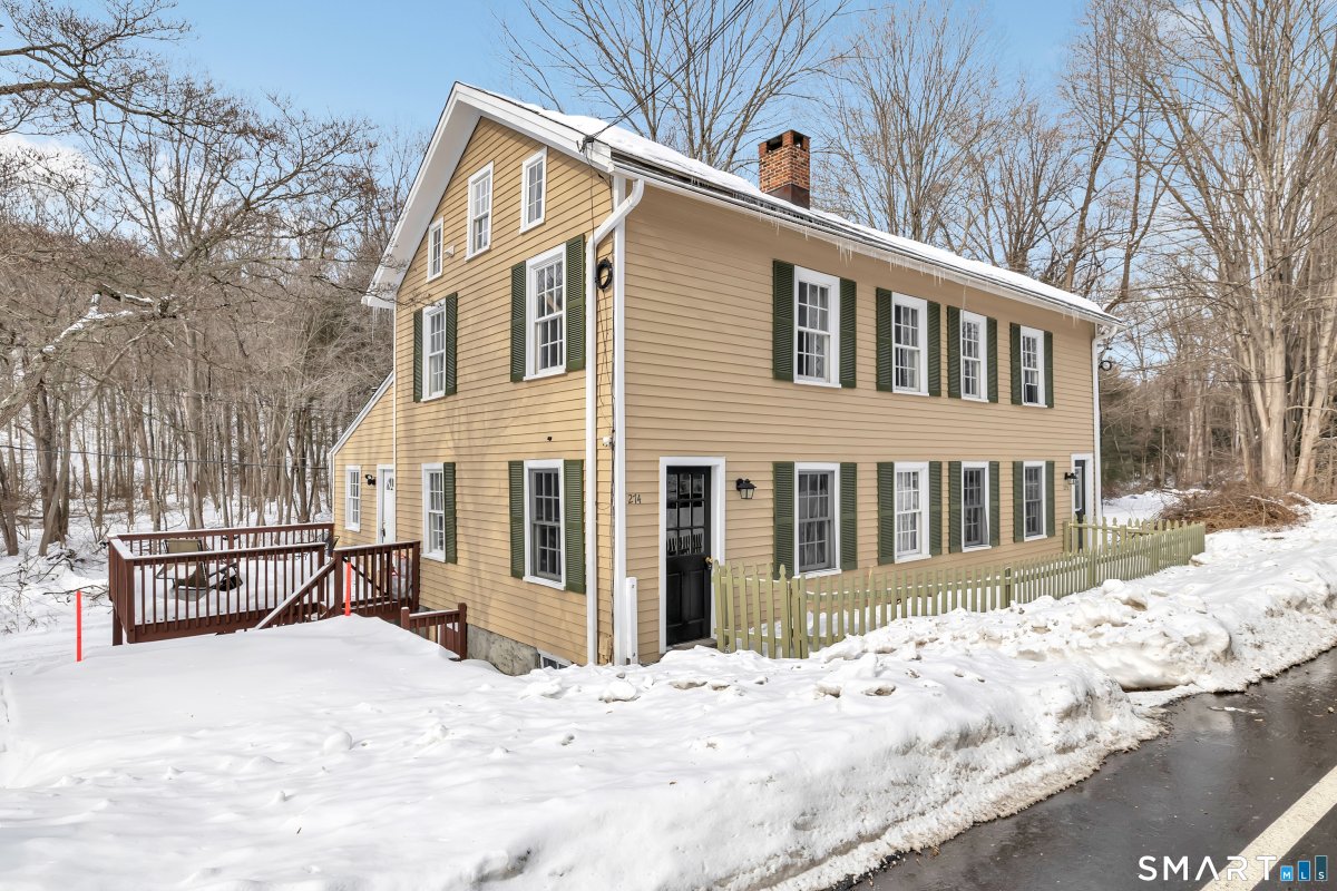 274 Lyons Plain Road, Weston, CT