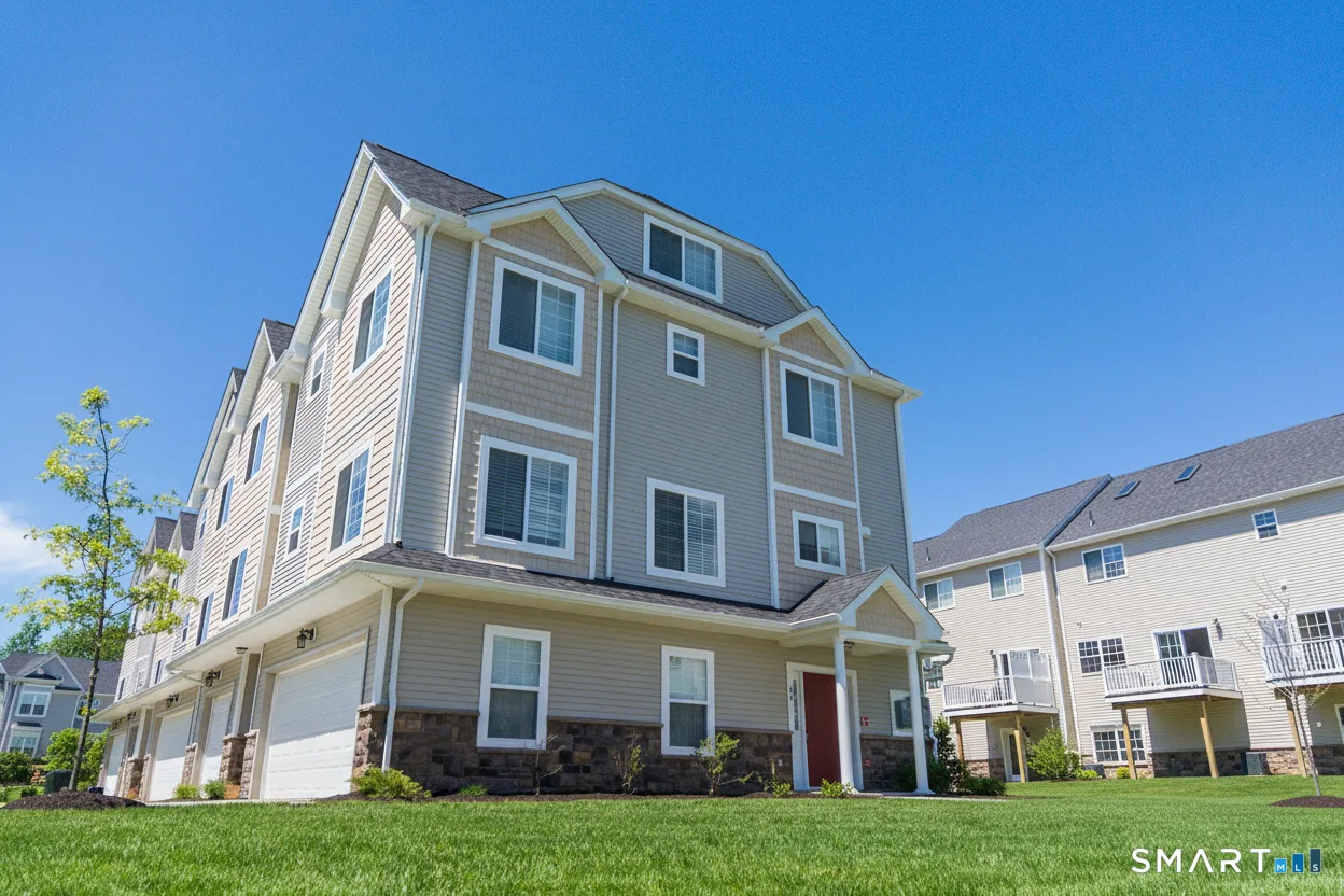 42 Lexie Lane #42, South Windsor, CT