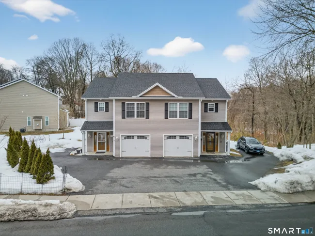 112 Woodruff Avenue #B