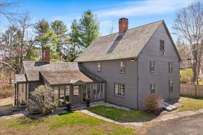 45 Main Street, Essex, CT