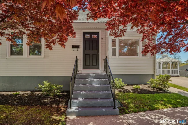 14 Hyde Street, Stonington, CT