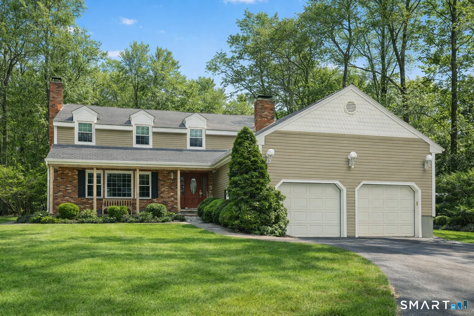 27 Lumanor Drive, Stamford, CT