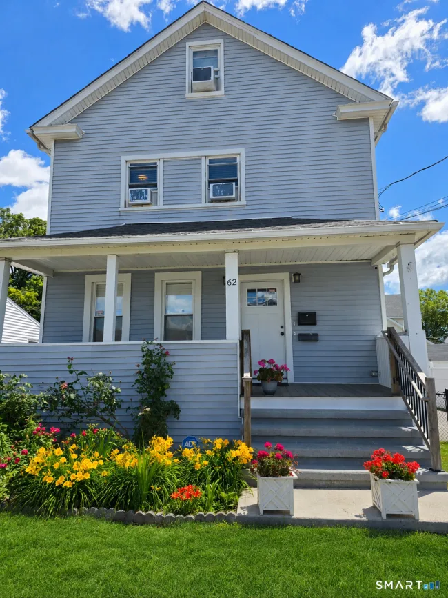 62 Saint Michaels Avenue