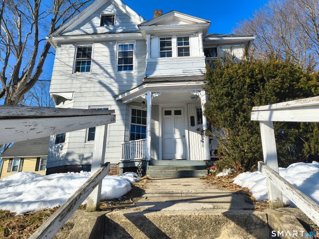 70 Walnut Street, Putnam, CT