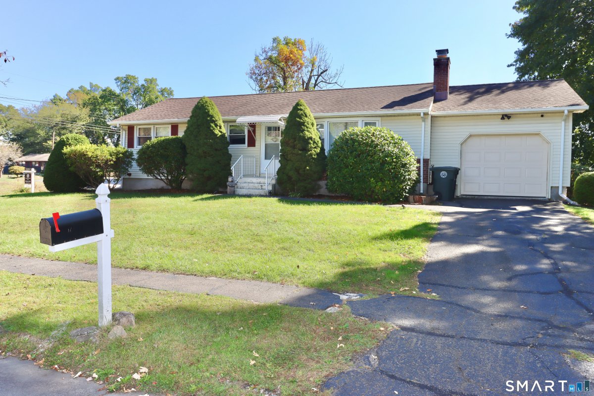 5 Amherst Drive, Milford, CT