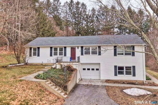 79 Slab Meadow Road, Morris, CT