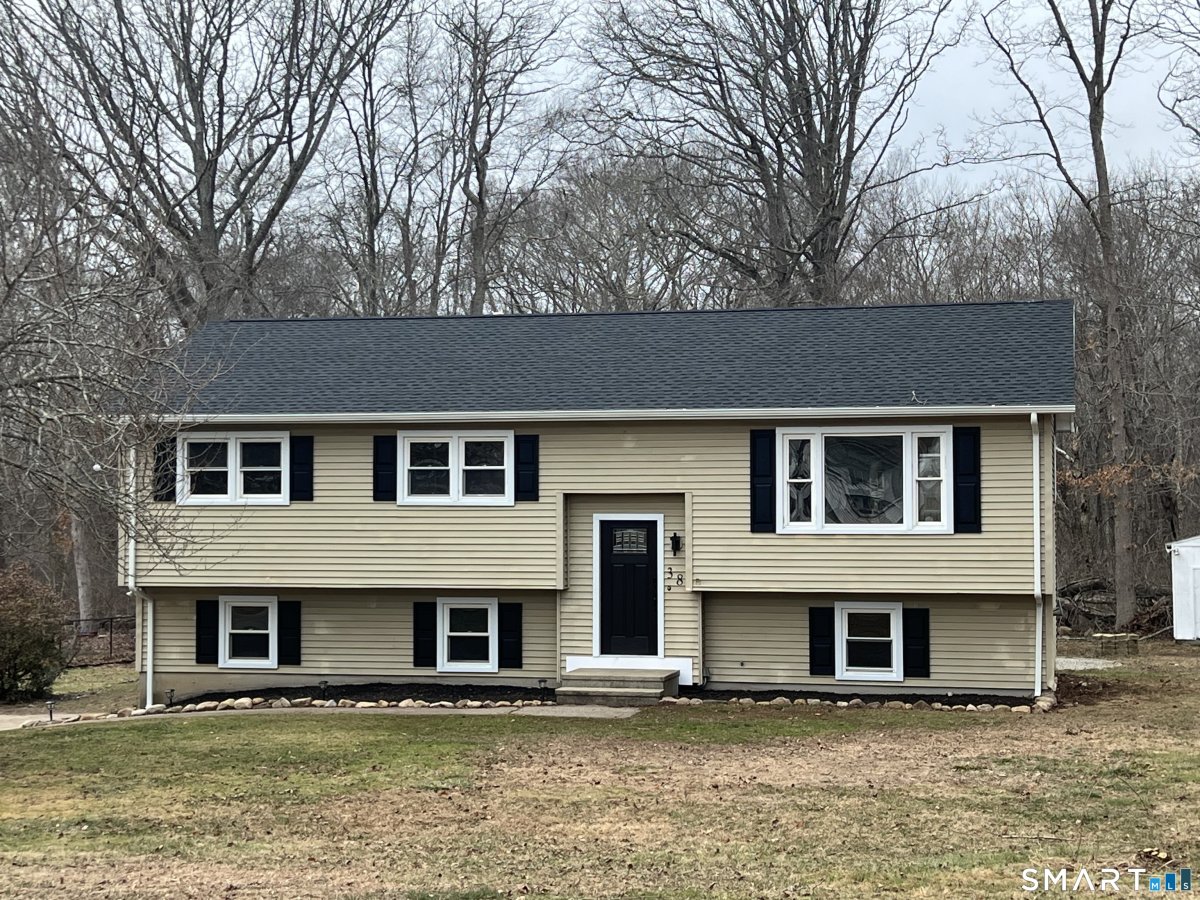 38 Deer Ridge Road, Stonington, CT