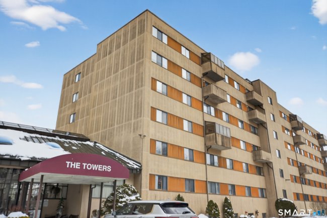 21 Putter Drive #303S