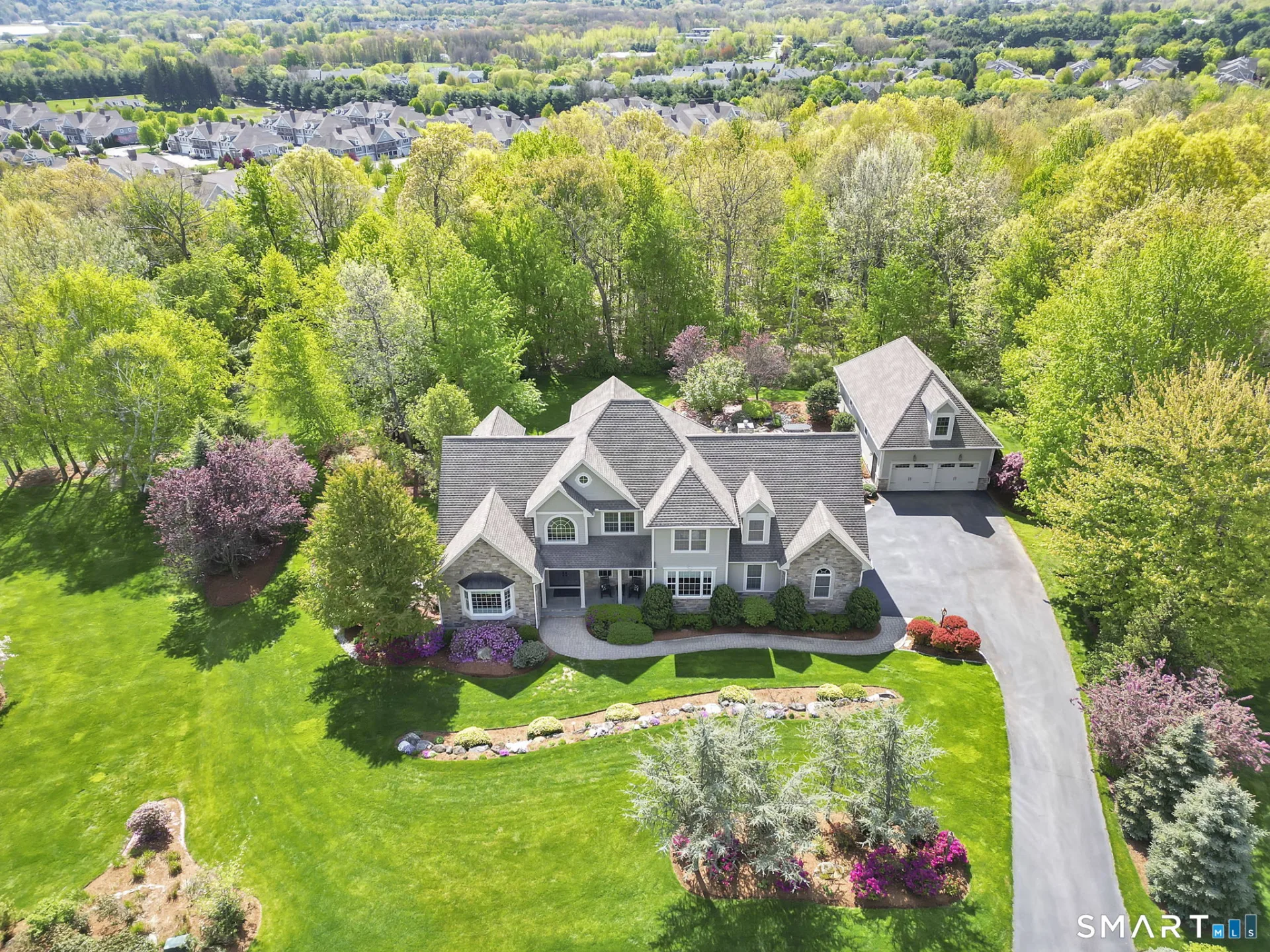 24 Ellridge Place, Ellington, CT