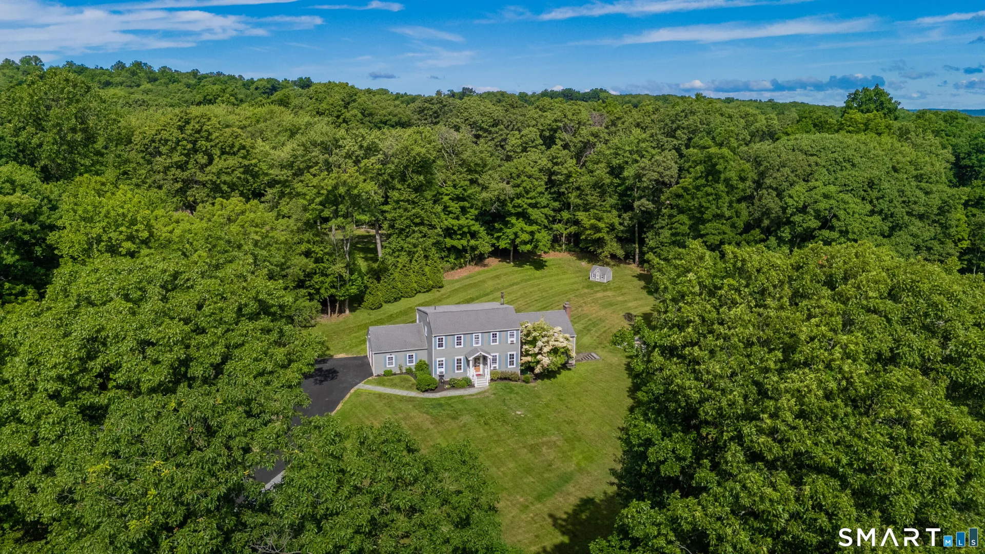131 Woods Way Drive, Southbury, CT