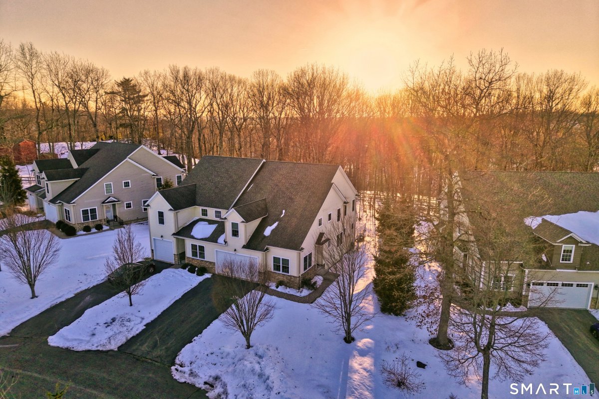 101 Turtlebrook Lane #101, Bristol, CT