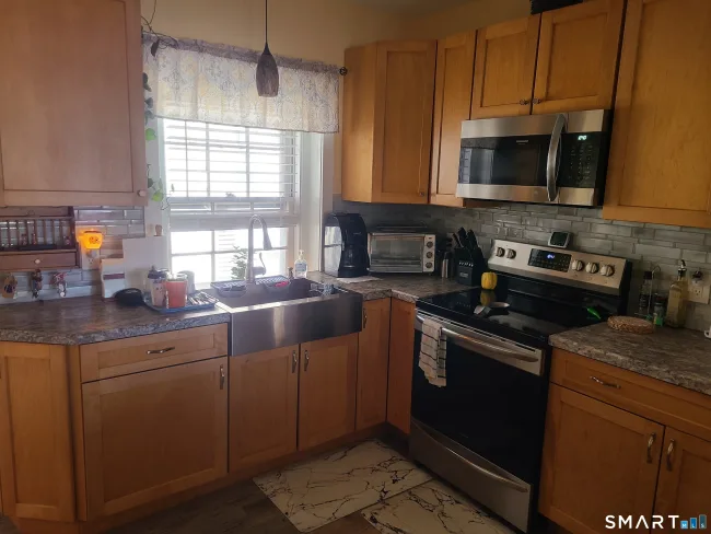 610 Wilmot Avenue #4