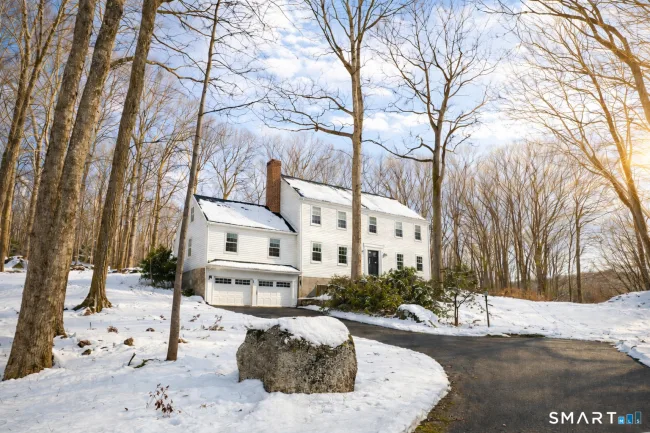 61 High Rock Road, Newtown, CT