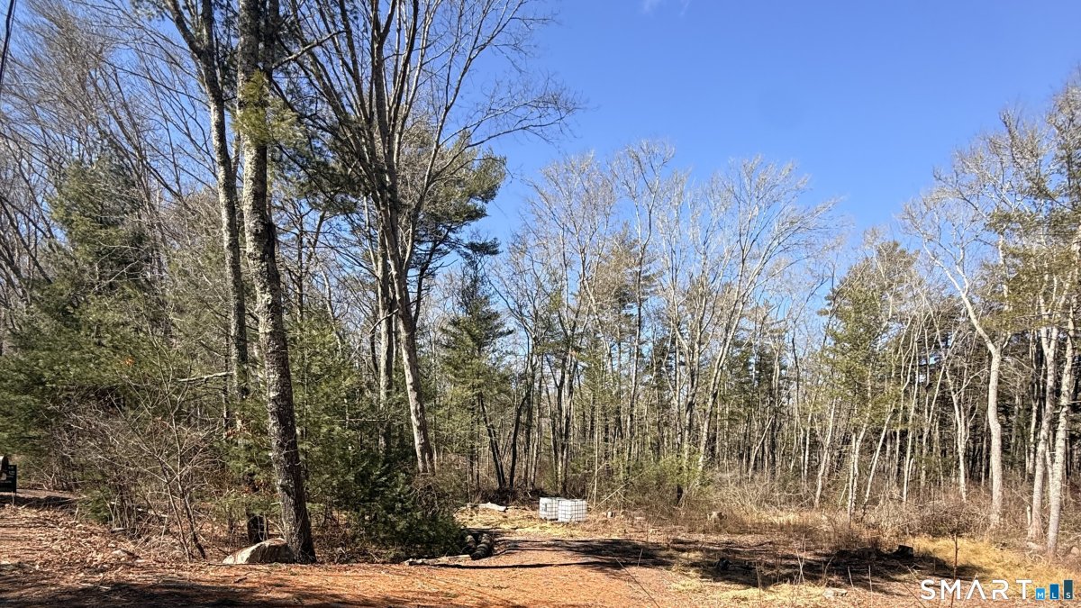 111 Stillman Road, North Stonington, CT