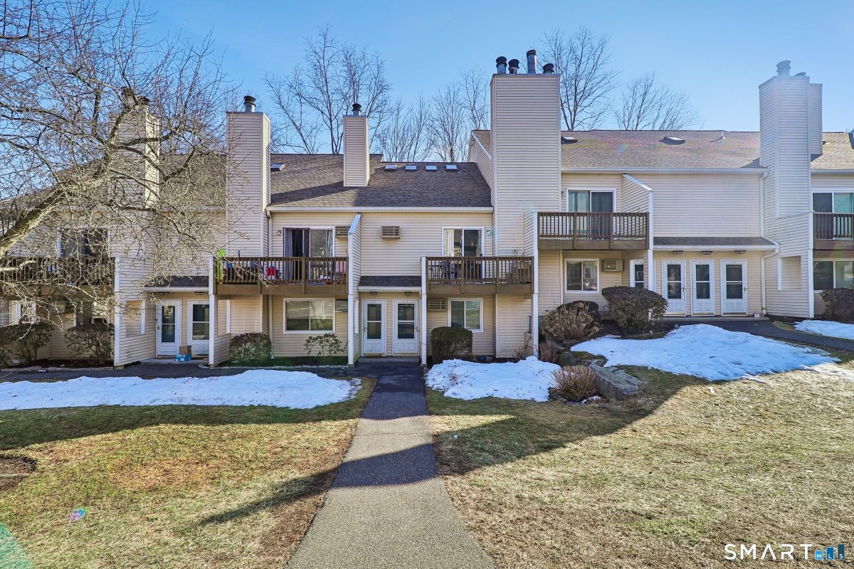 8 Rose Lane #APT 24-5, Danbury, CT