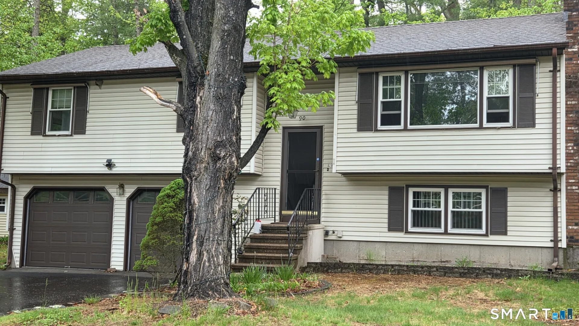 90 Orleans Drive, Bristol, CT