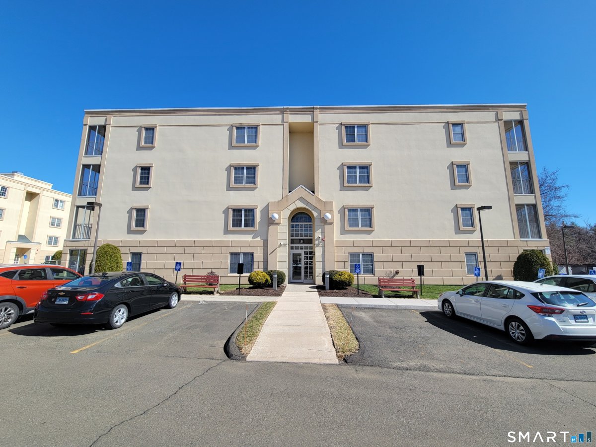 75 Washington Avenue #5-303, Hamden, CT