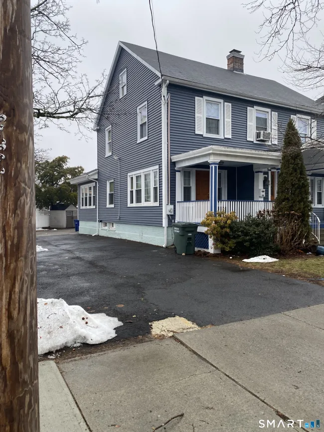 49 Elmwood Place
