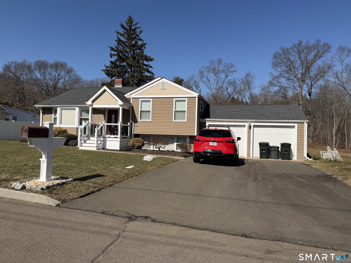 19 Gloria Place, East Haven, CT