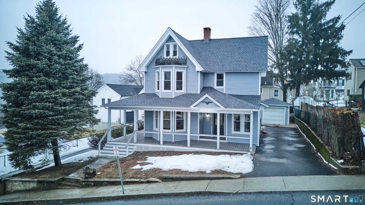17 Grand Street, Seymour, CT